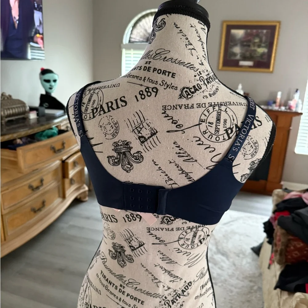 Victoria's Secret Blue Bra with Supportive Straps